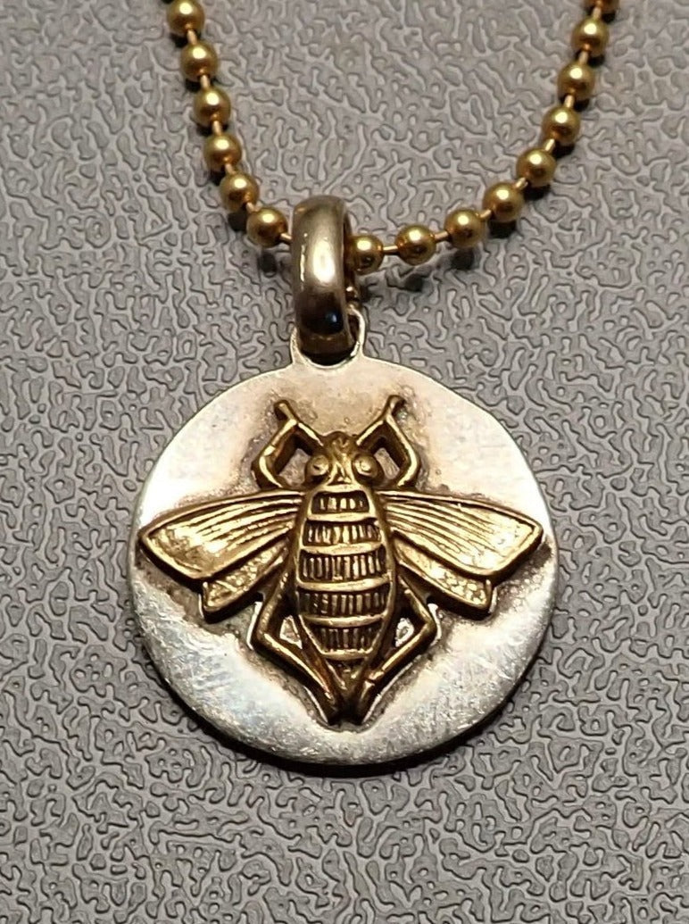 BEE PENDANT & 14K GF CHAIN