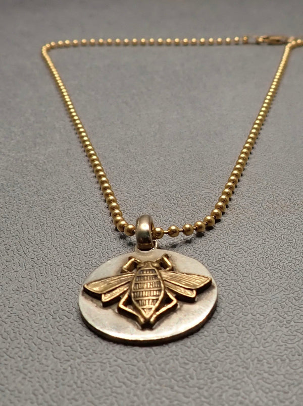 BEE PENDANT & 14K GF CHAIN