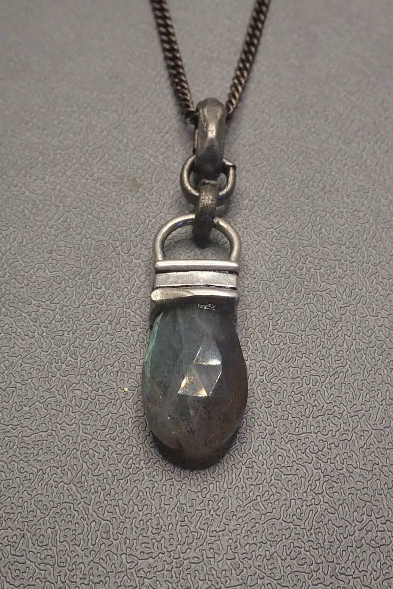 LABRADORITE NECKLACE