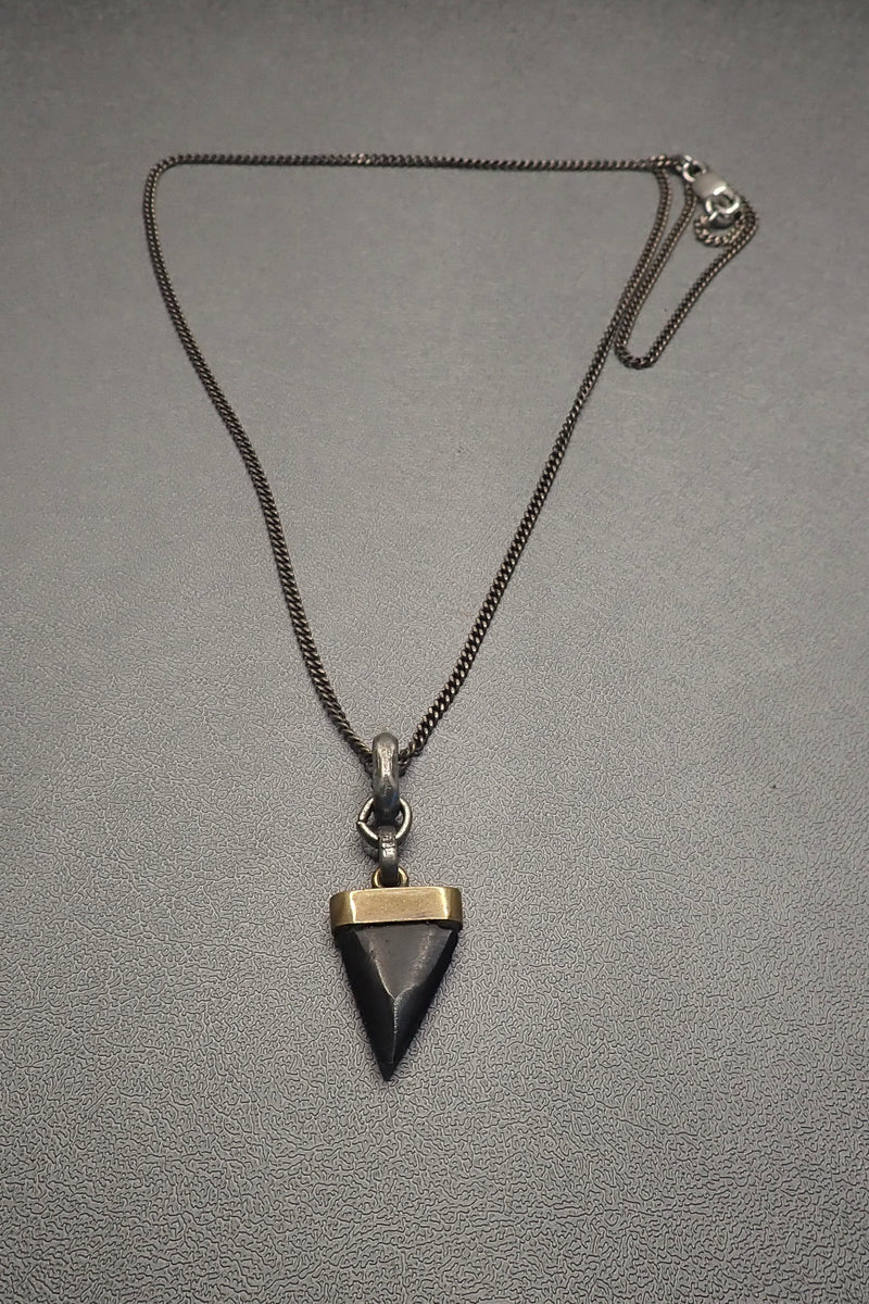 BLACK HORN THOOT NECKLACE
