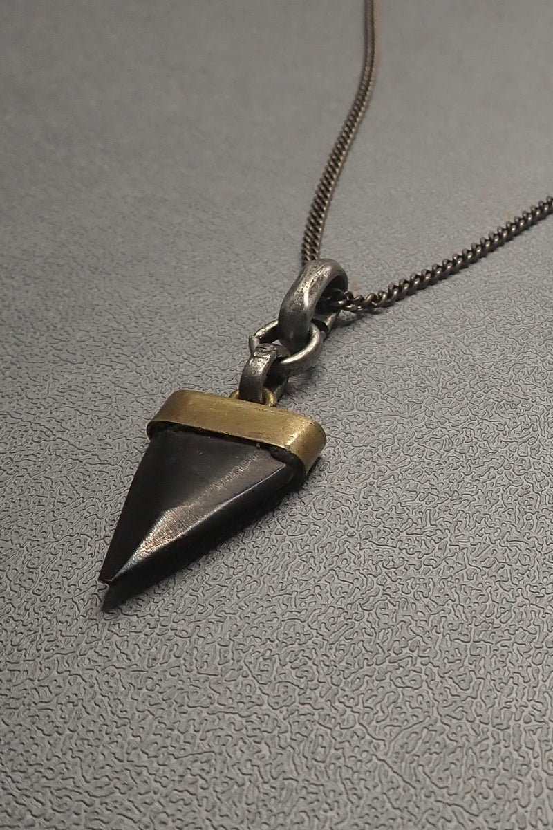 BLACK HORN THOOT NECKLACE