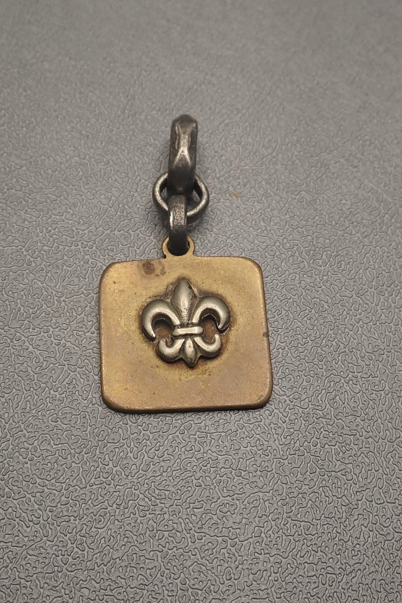 SQUARE FLEUR DE LIS PENDANT