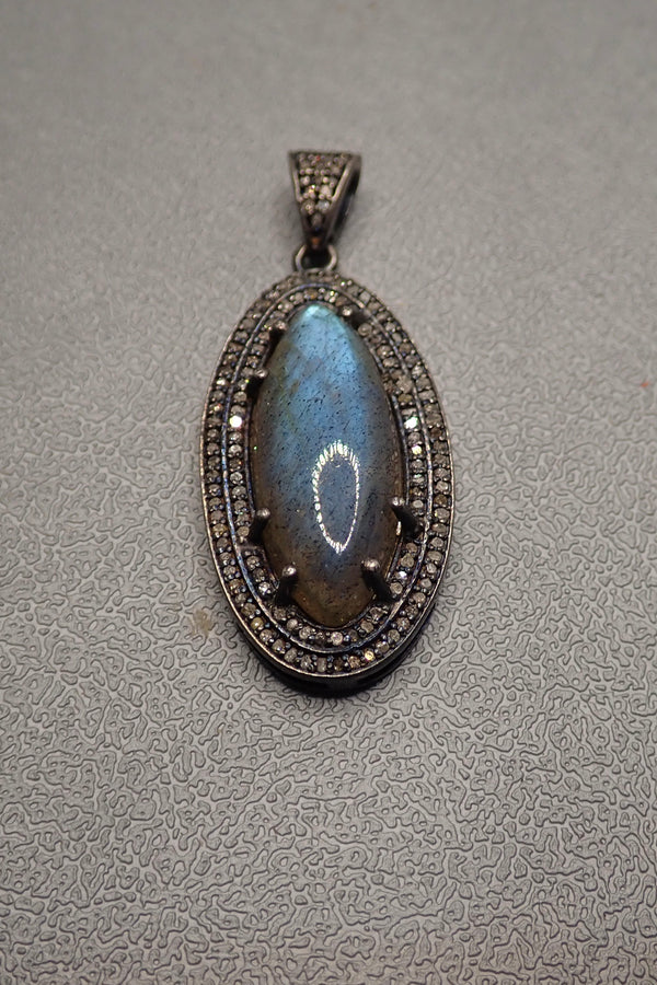 LABRADORITE DIAMONDS PENDANT