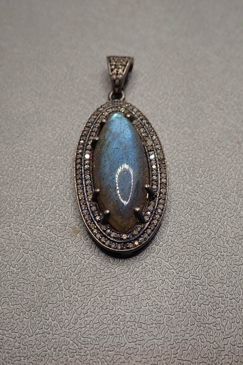 LABRADORITE DIAMONDS PENDANT