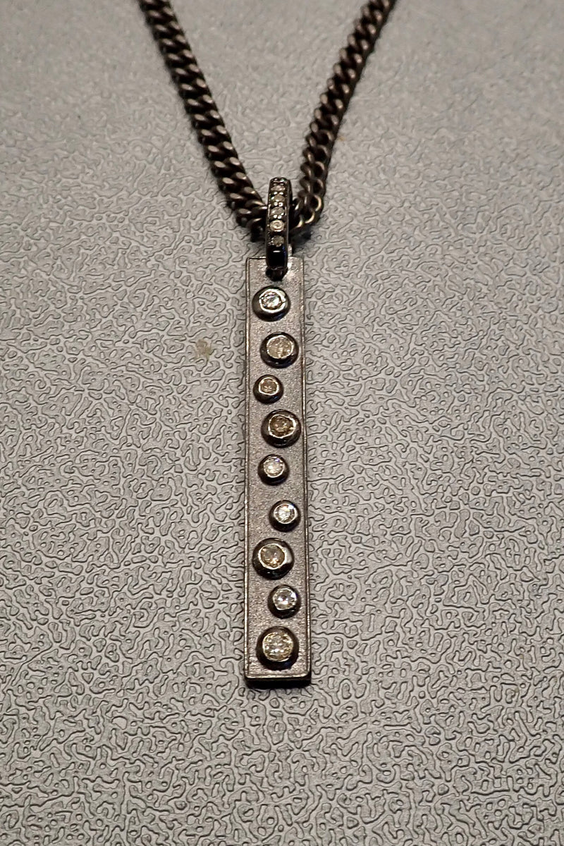 DIAMOND STICK NECKLACE