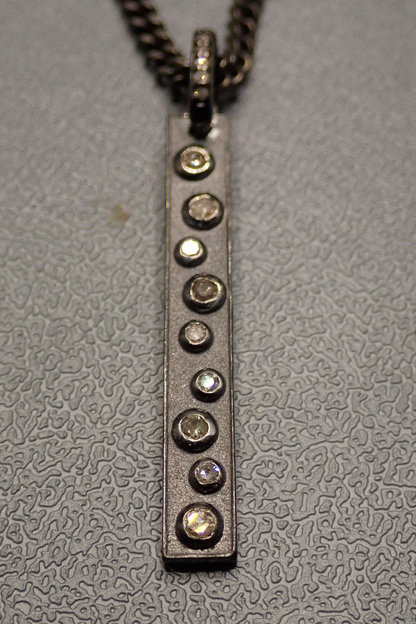DIAMOND STICK NECKLACE