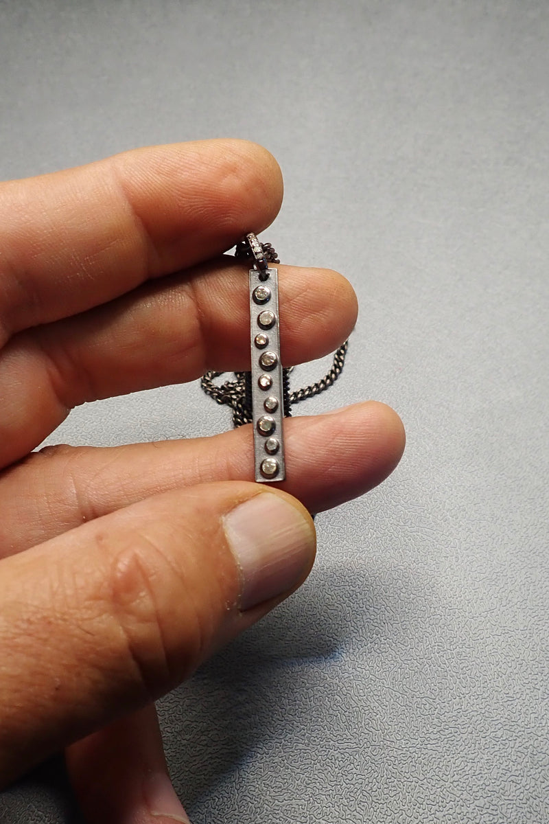 DIAMOND STICK NECKLACE