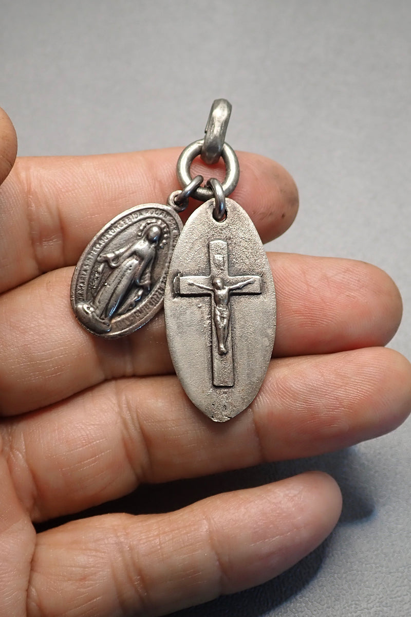 OVAL CROSS TAG & MEDAL PENDANT