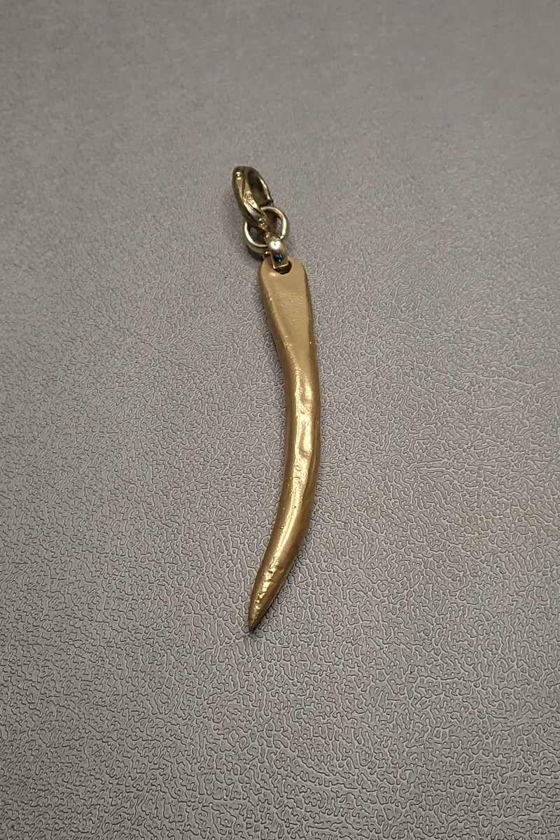 BRONZE LONG HORN PENDANT