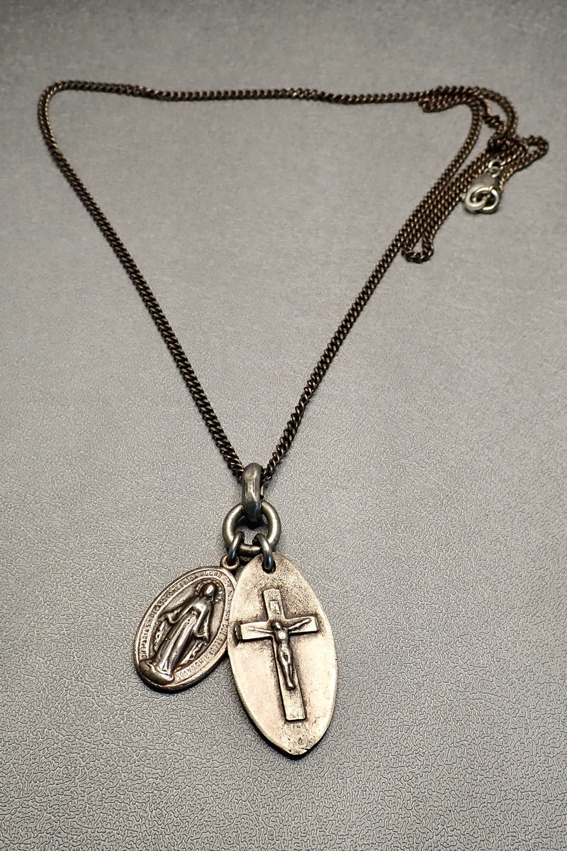 OVAL CROSS & VIRGEN MEDAL
