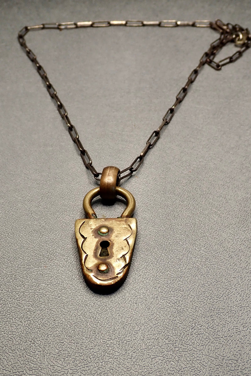 PADLOOK PENDANT  II