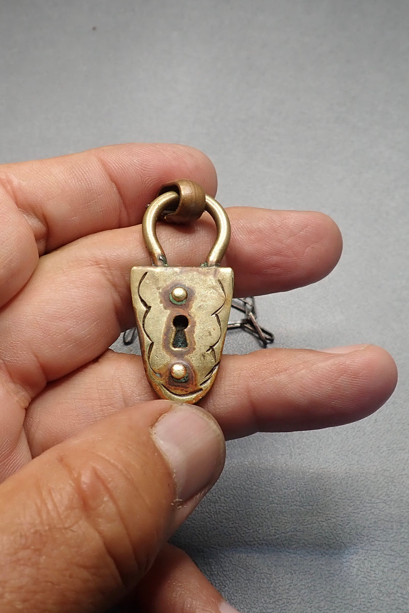 PADLOOK PENDANT  II