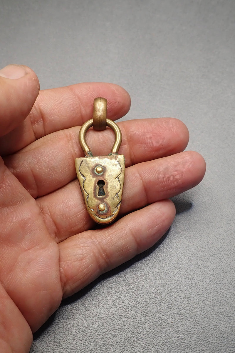 BIG PADLOCK