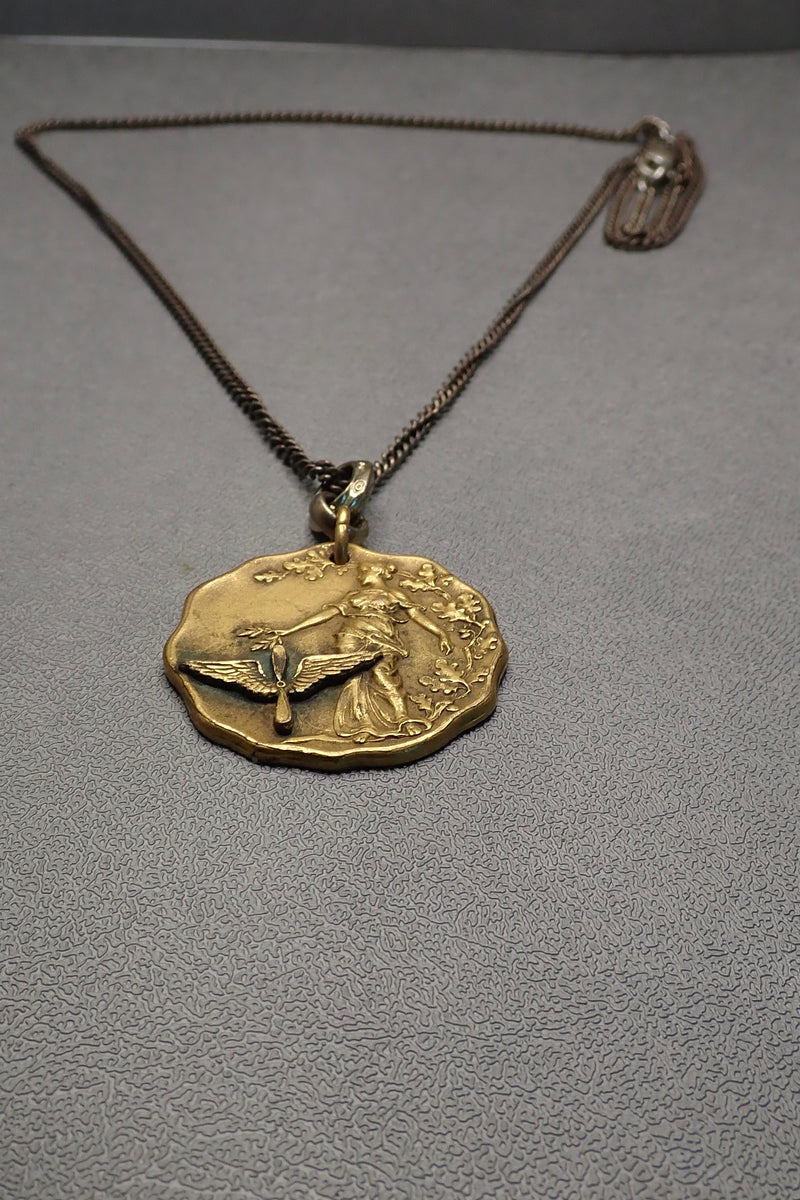 AIR FORCE MEDAL NECKLACE