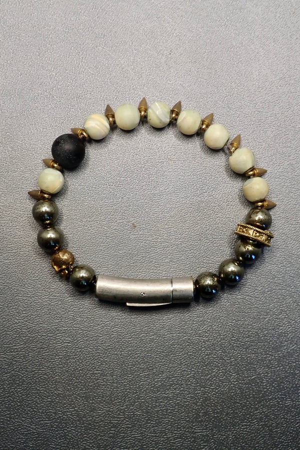 SPIKES MOTHER PEARL STONE BRACELET