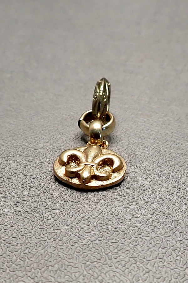 FLEUR DE LIS PENDANT