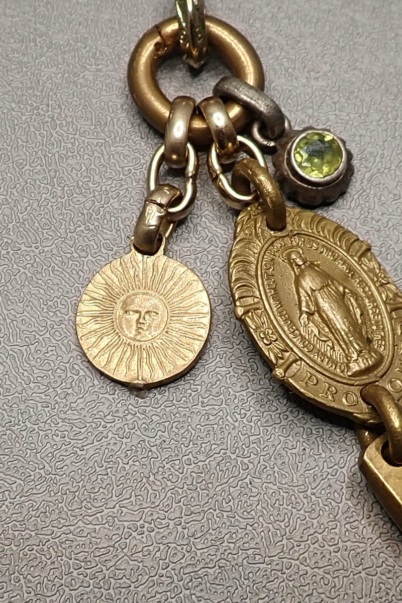 MEDAL & HORN PENDANT