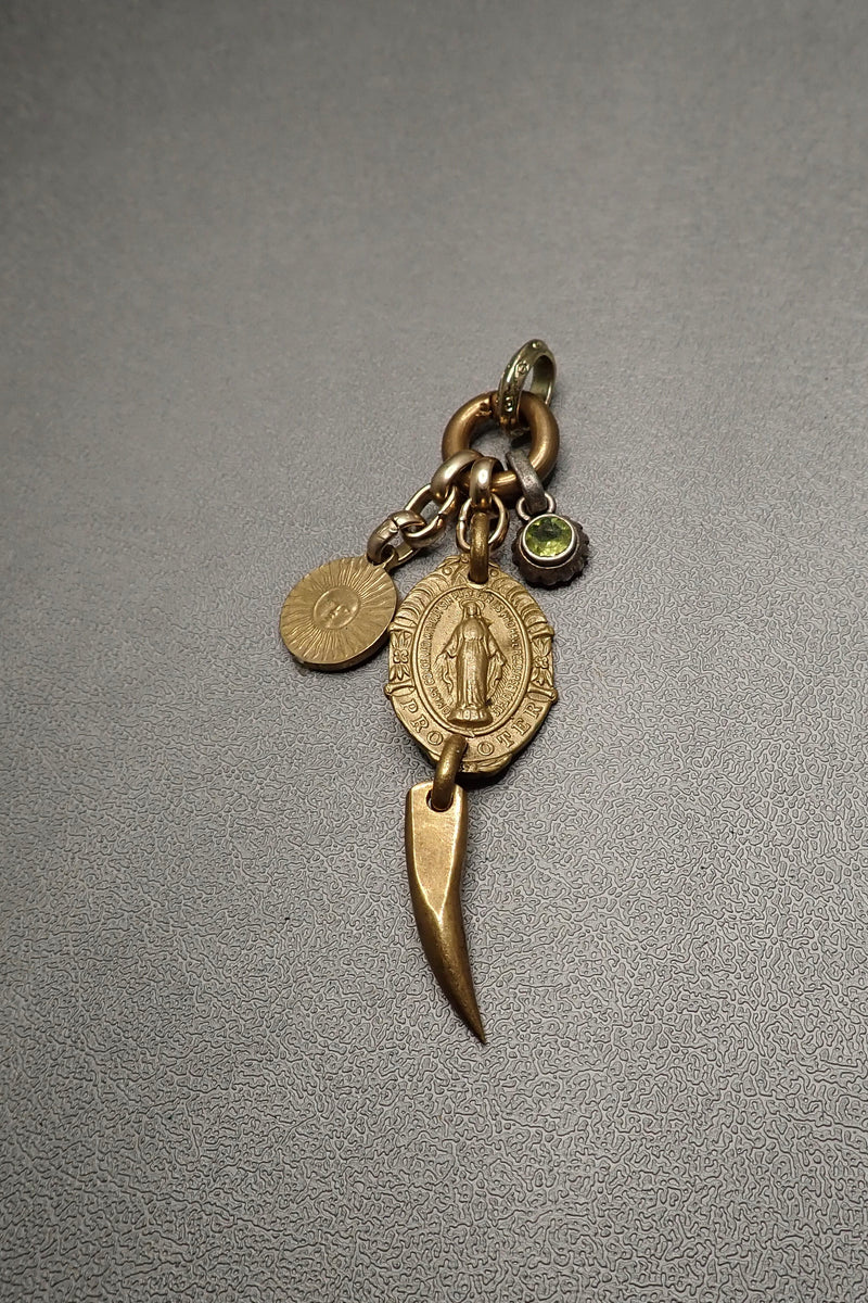 MEDAL & HORN PENDANT