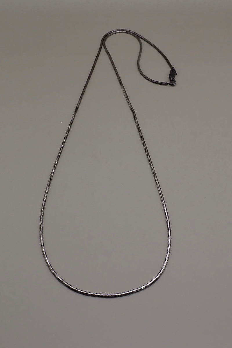 OXIDIZED SNAKE CHAIN