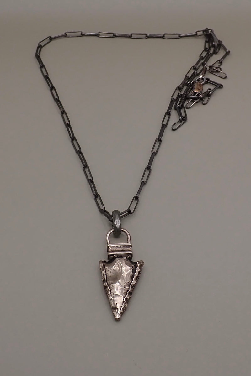 ARROW HEAD PENDANT