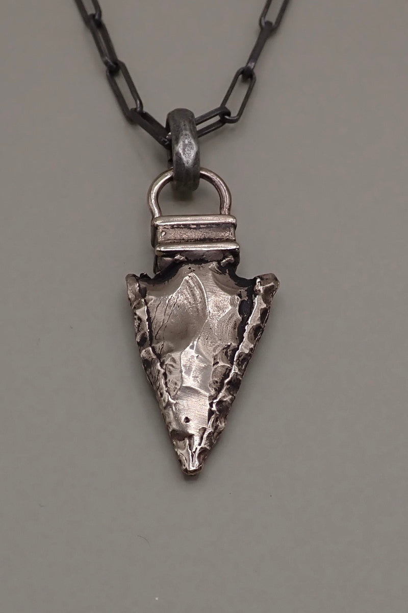 ARROW HEAD PENDANT
