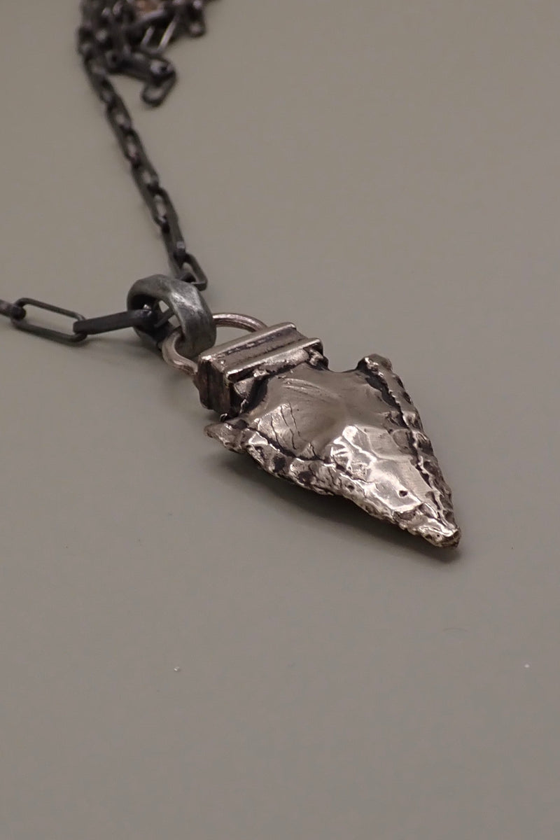 ARROW HEAD PENDANT