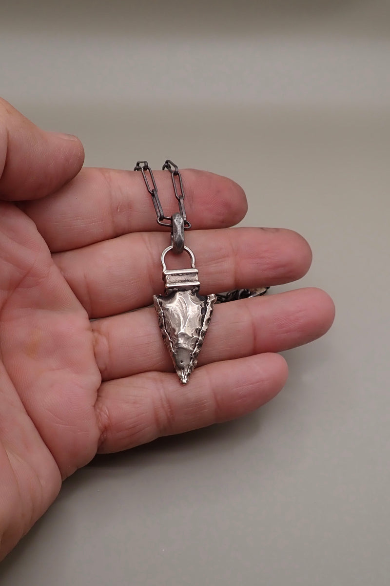 ARROW HEAD PENDANT