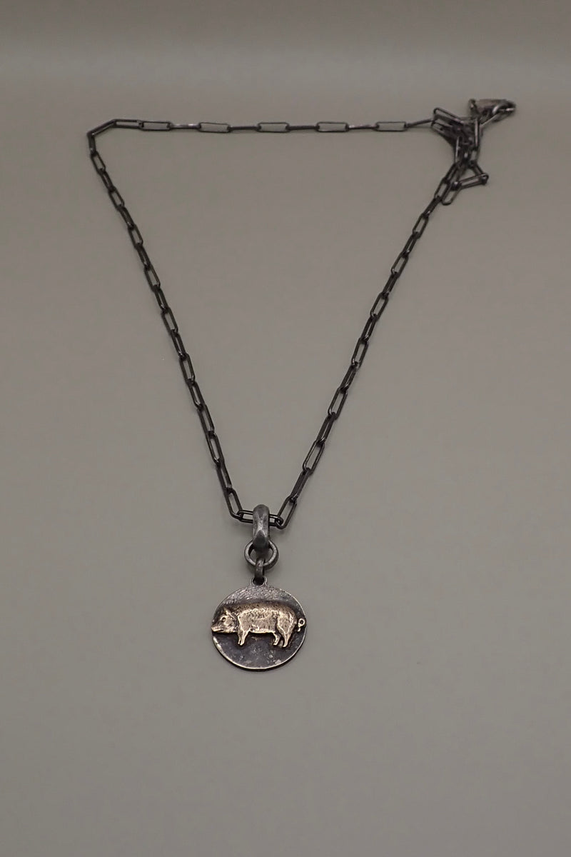 PIGGIE PENDANT NECKLACE I