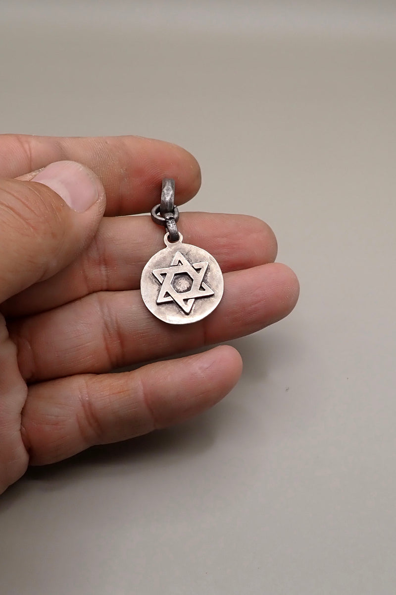 STAR OF DAVID PENDANT
