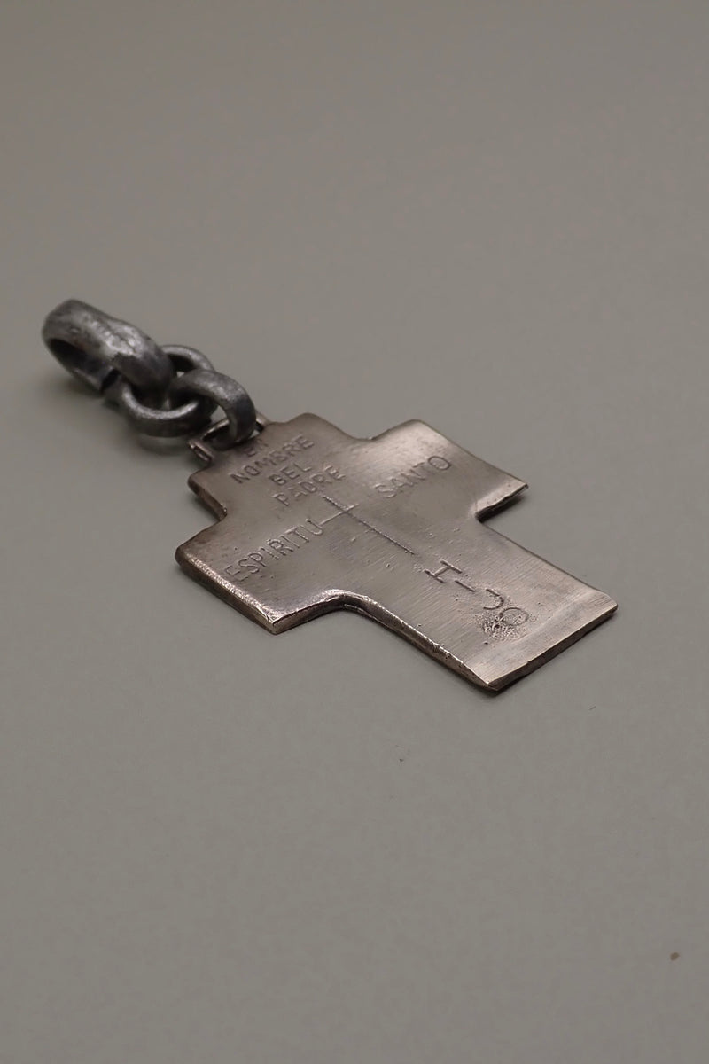 SHORT FLAT CROSS NECKLACE