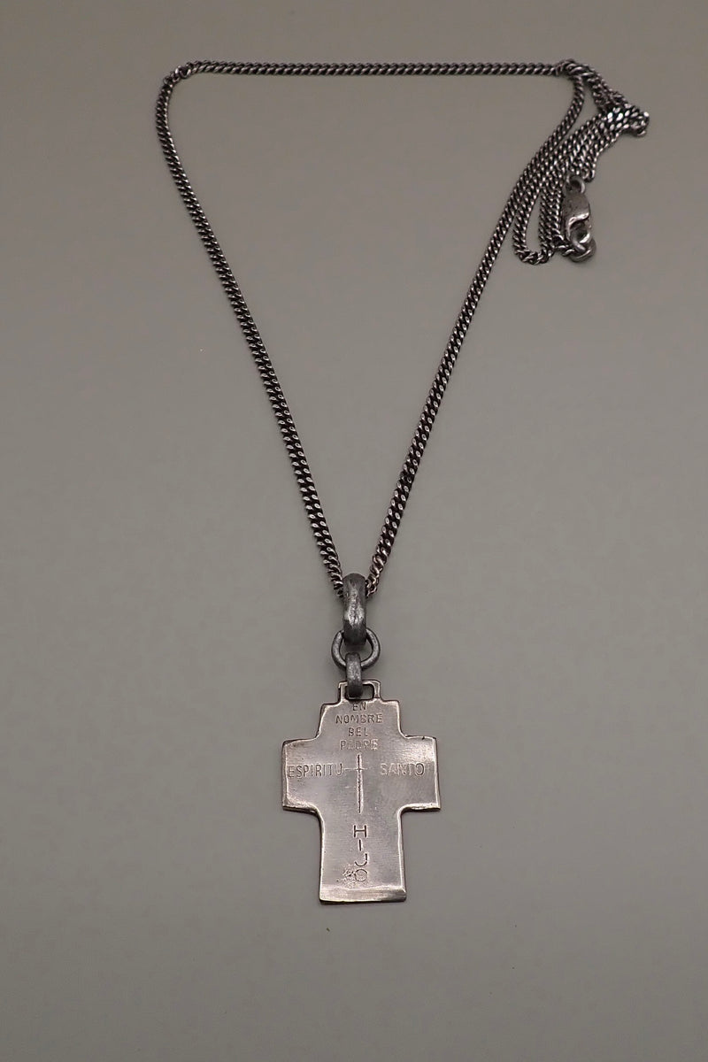 SHORT FLAT CROSS NECKLACE