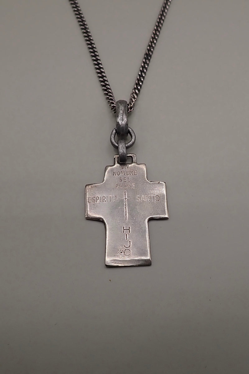 SHORT FLAT CROSS NECKLACE