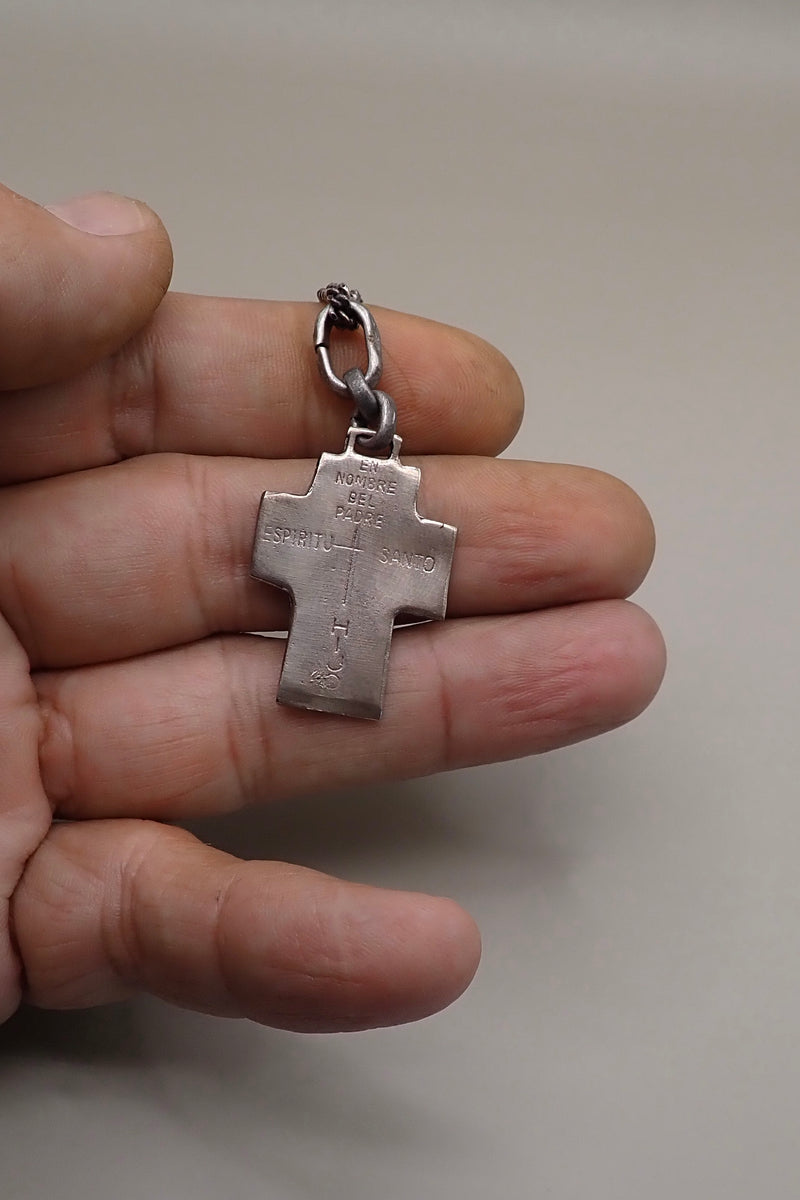 SHORT FLAT CROSS NECKLACE