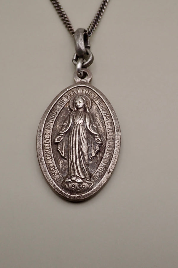 VIRGEN MARY PENDANT
