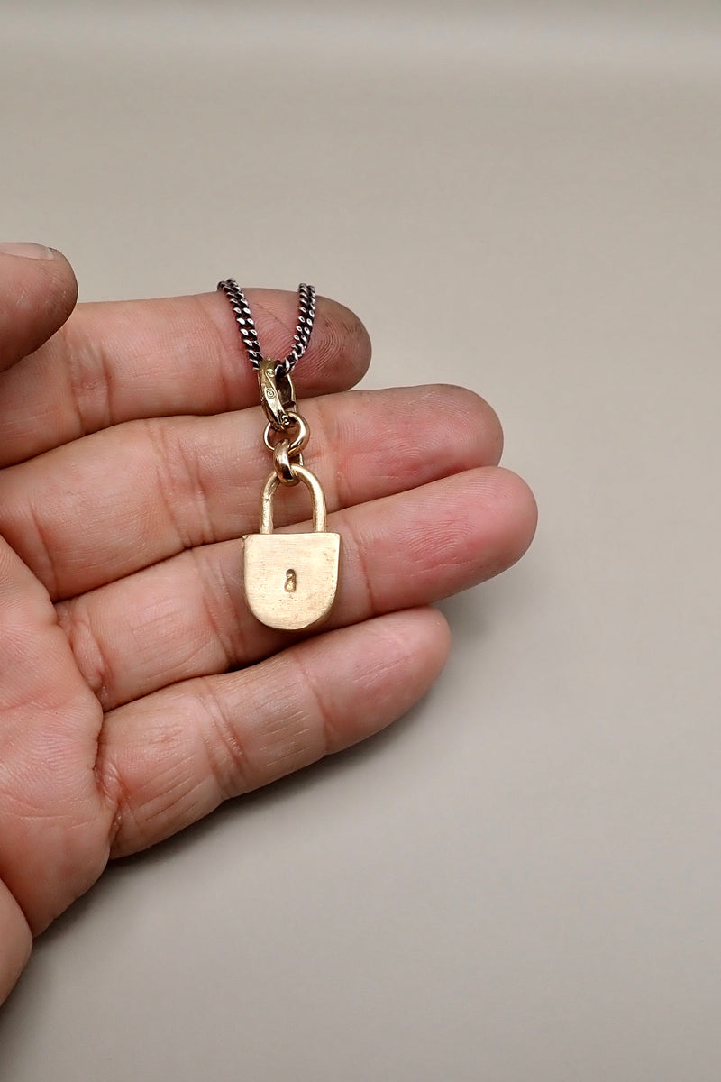PADLOOK PENDANT