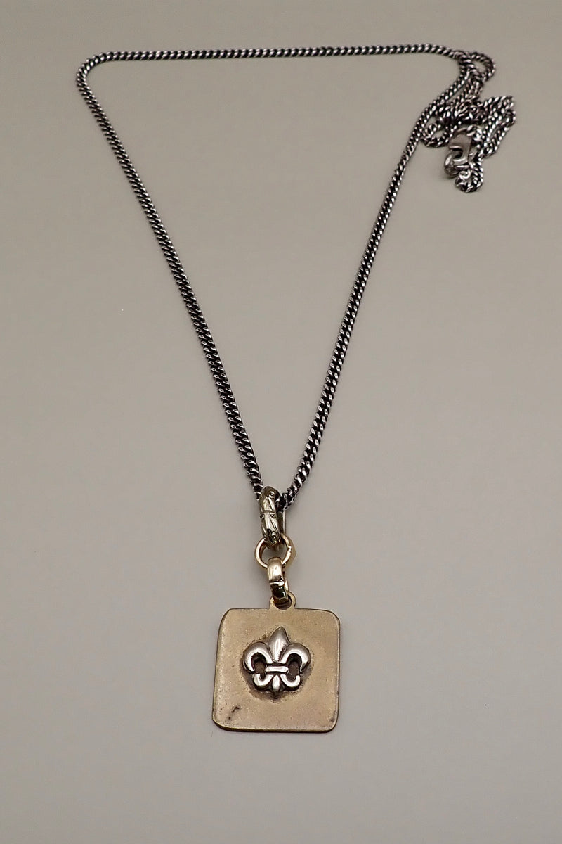 FLEUR DE LIS PENDANT