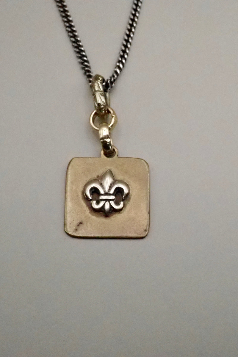 FLEUR DE LIS PENDANT