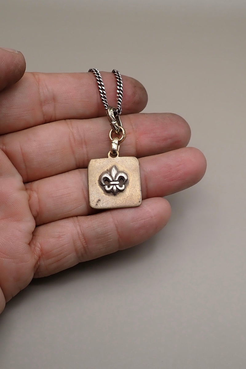 FLEUR DE LIS PENDANT