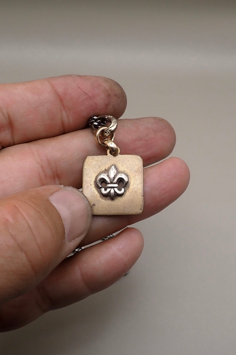 FLEUR DE LIS PENDANT