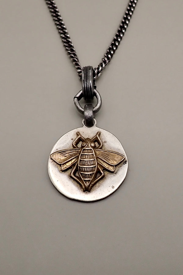 THE BEE PENDANT