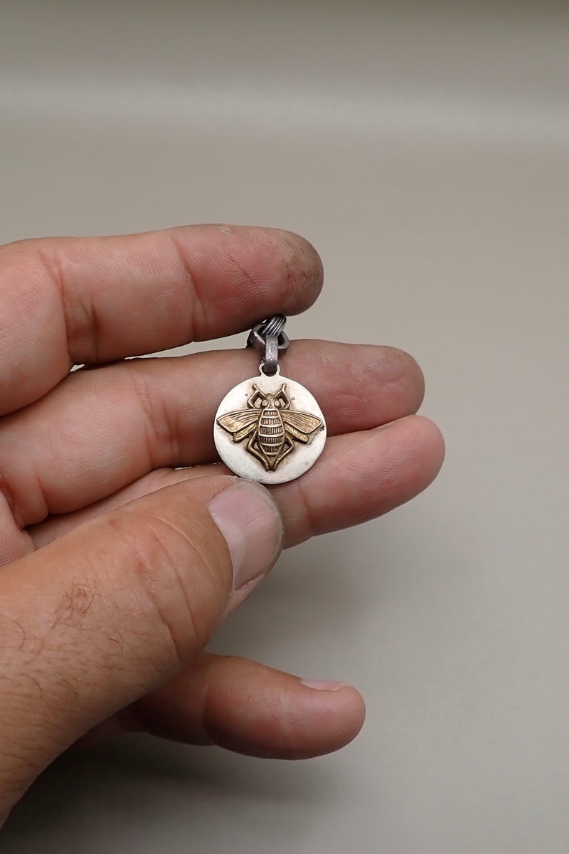 THE BEE PENDANT