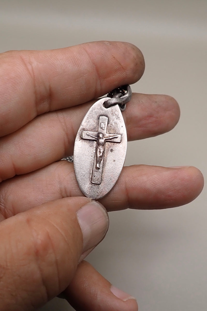 OVAL TAG CROSS NECKLACE