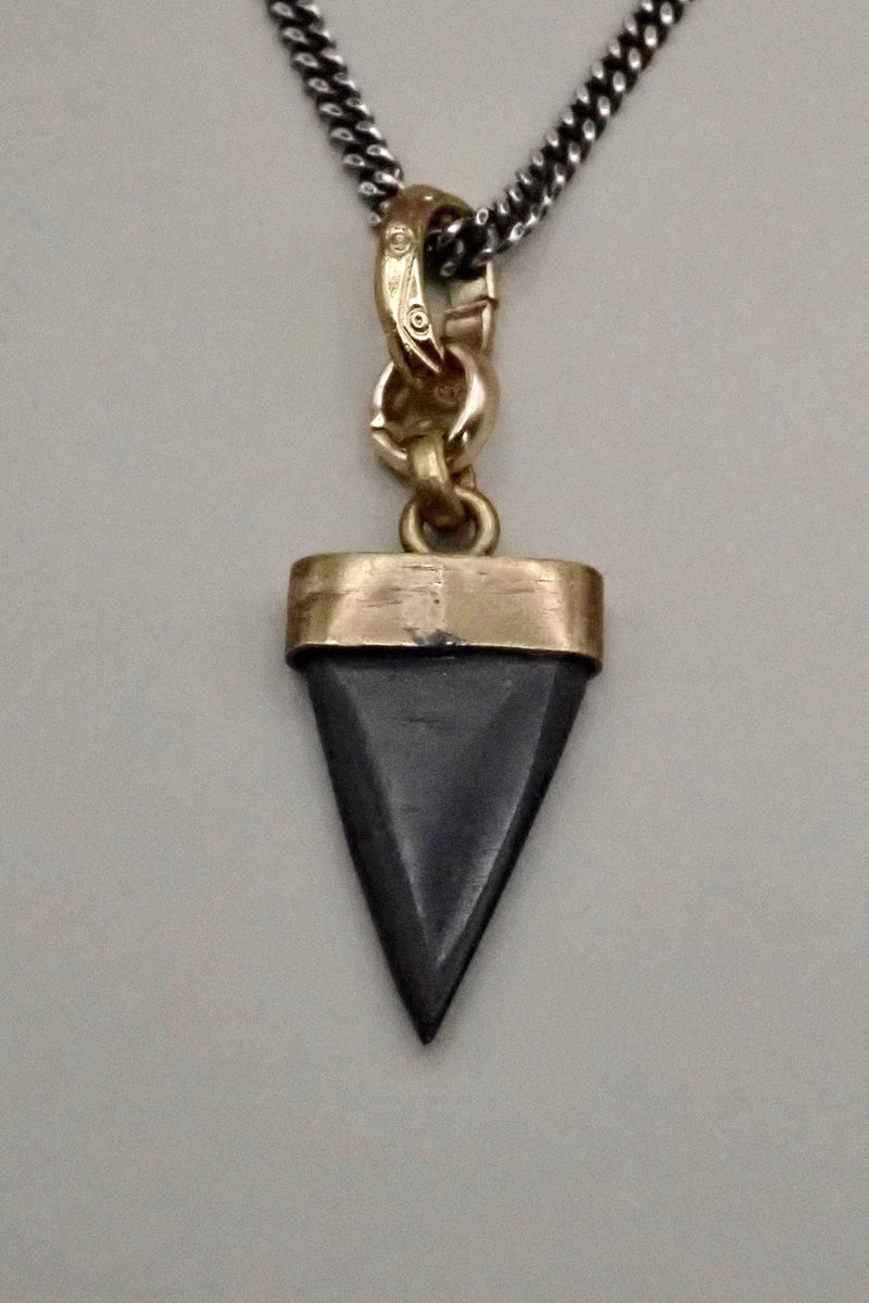 BLACK HORN THOOT NECKLACE