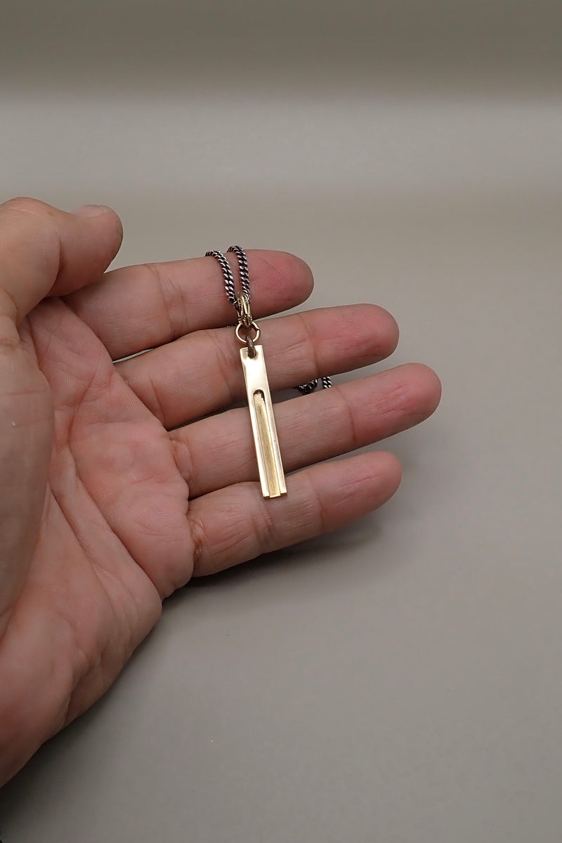 LONG TAG NECKLACE