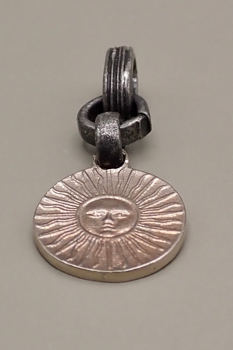 SILVER SUN PENDANT