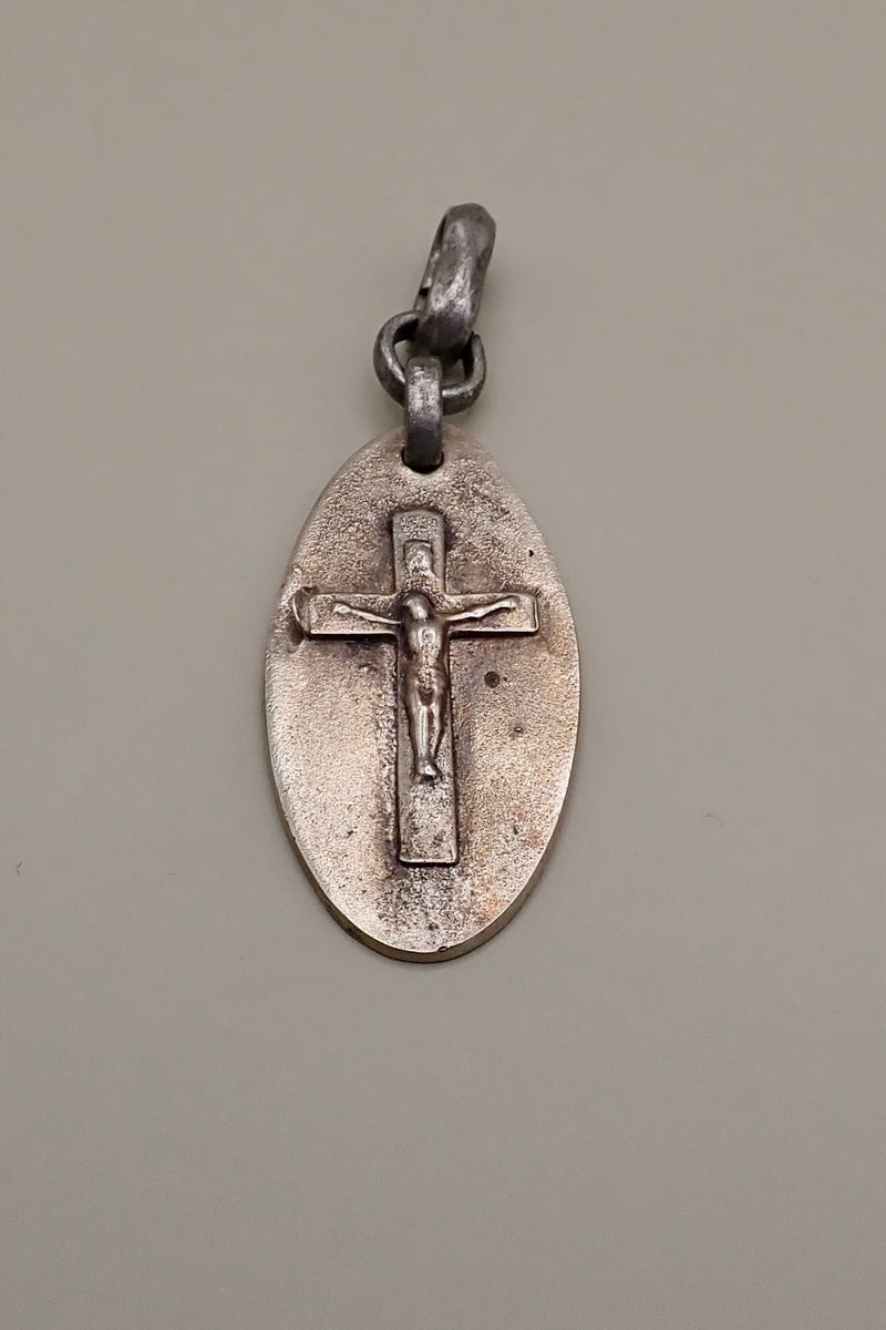 OVAL CROSS TAG PENDANT