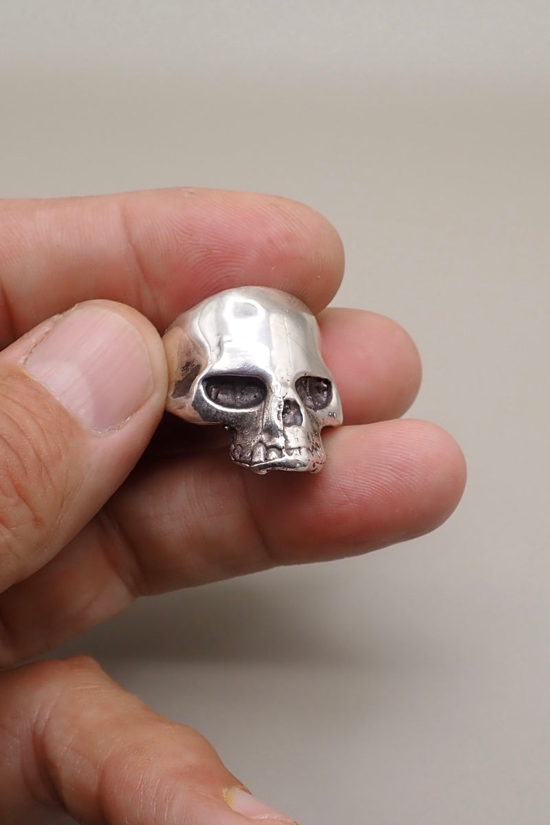 SKULL RING II
