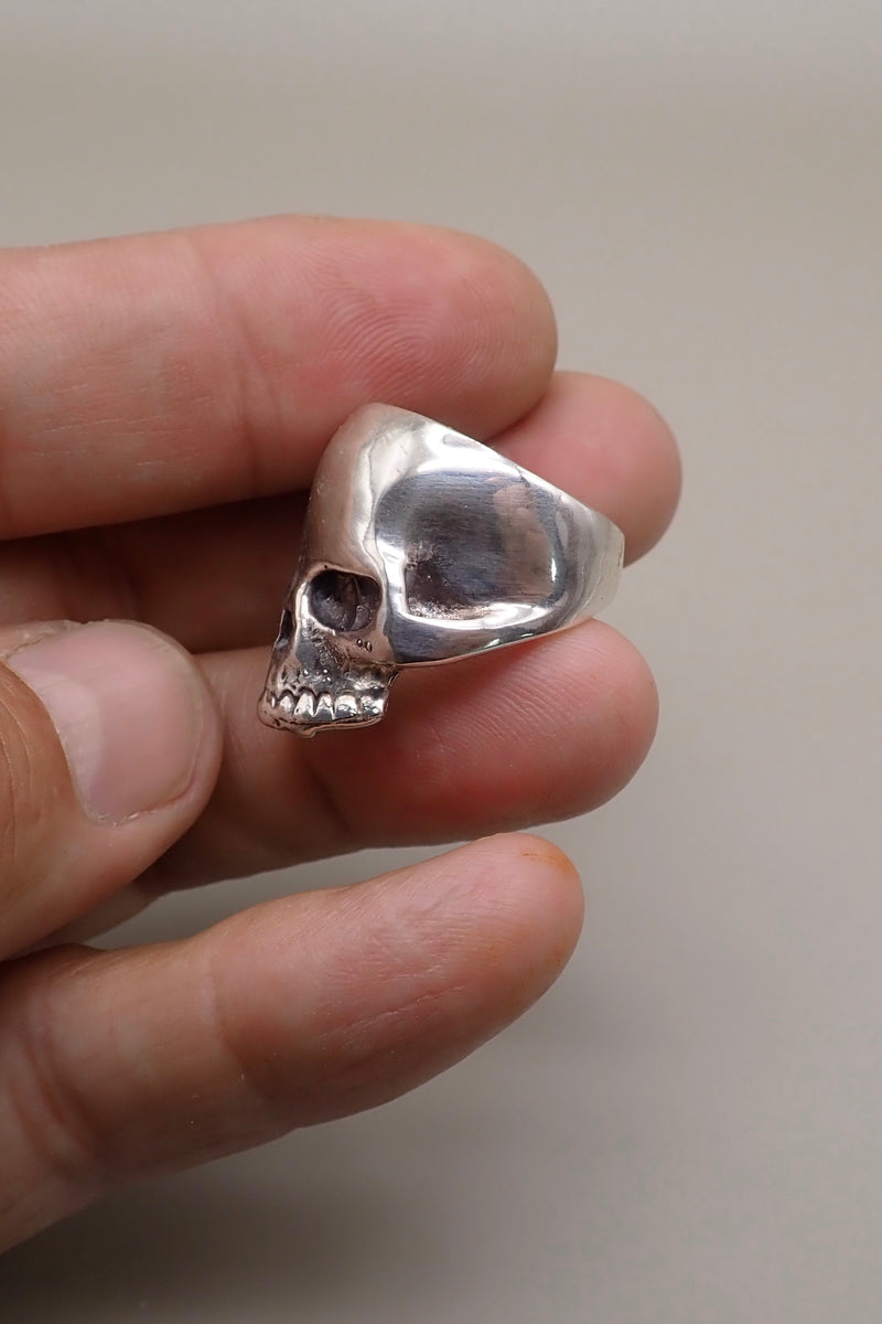 SKULL RING II