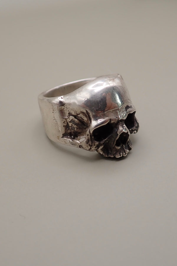 HEAVY SKULL RING