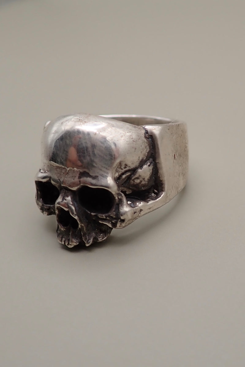 HEAVY SKULL RING